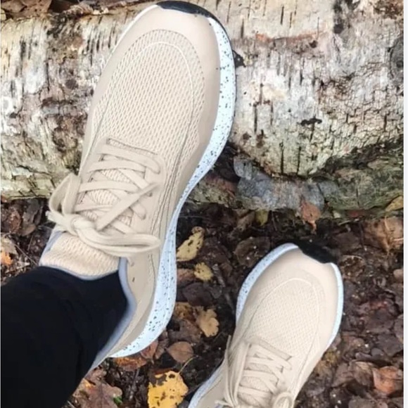 Bahé Recharge - Women's Regular Fit Grounded Running Shoe - Picture 3 of 12